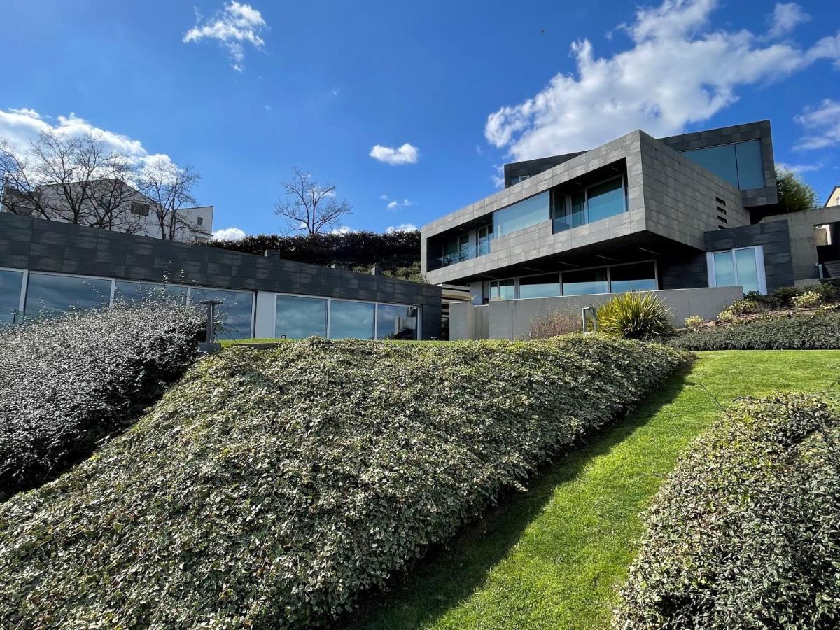 Tres Prismas Exclusive Βίλα Sarria Εξωτερικό φωτογραφία