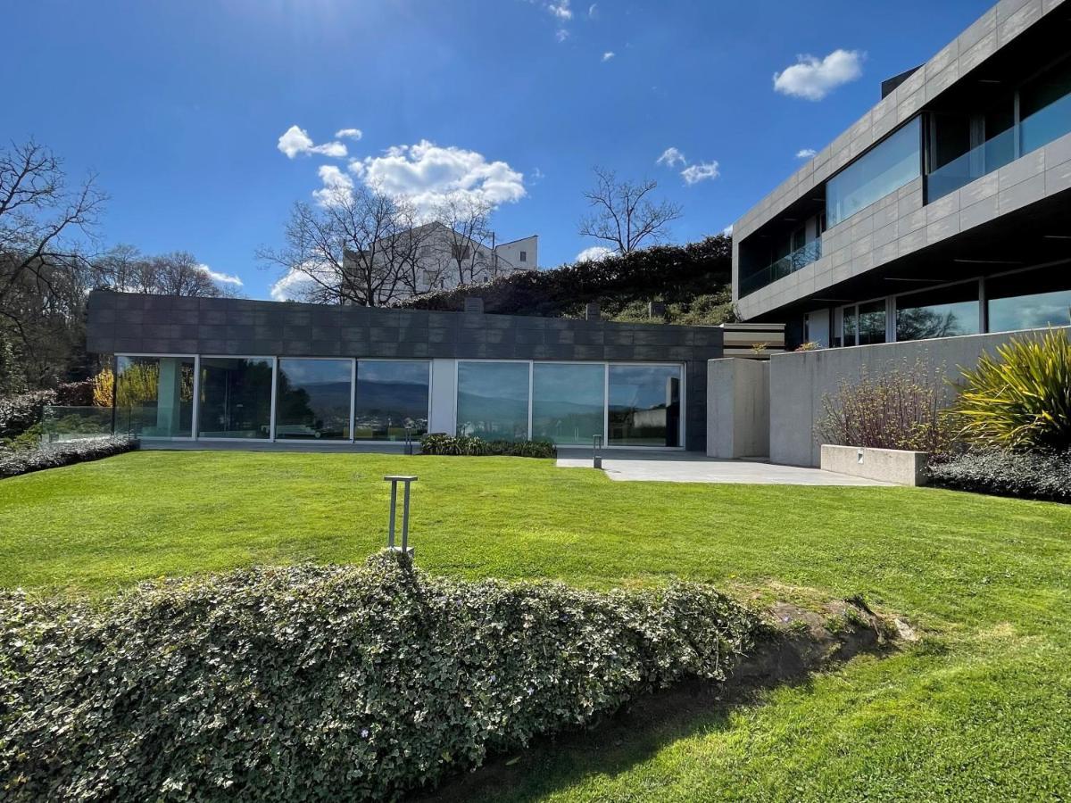 Tres Prismas Exclusive Βίλα Sarria Εξωτερικό φωτογραφία