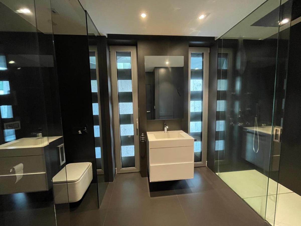 Tres Prismas Exclusive Βίλα Sarria Εξωτερικό φωτογραφία
