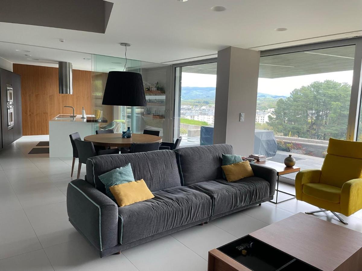 Tres Prismas Exclusive Βίλα Sarria Εξωτερικό φωτογραφία